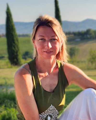 Anjela Sluyter